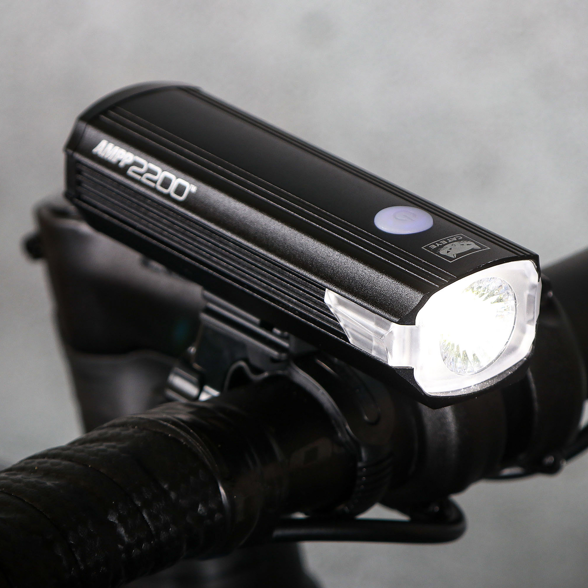 Cateye AMPP2200 - Cycling News | Bike Reviews | road.cc